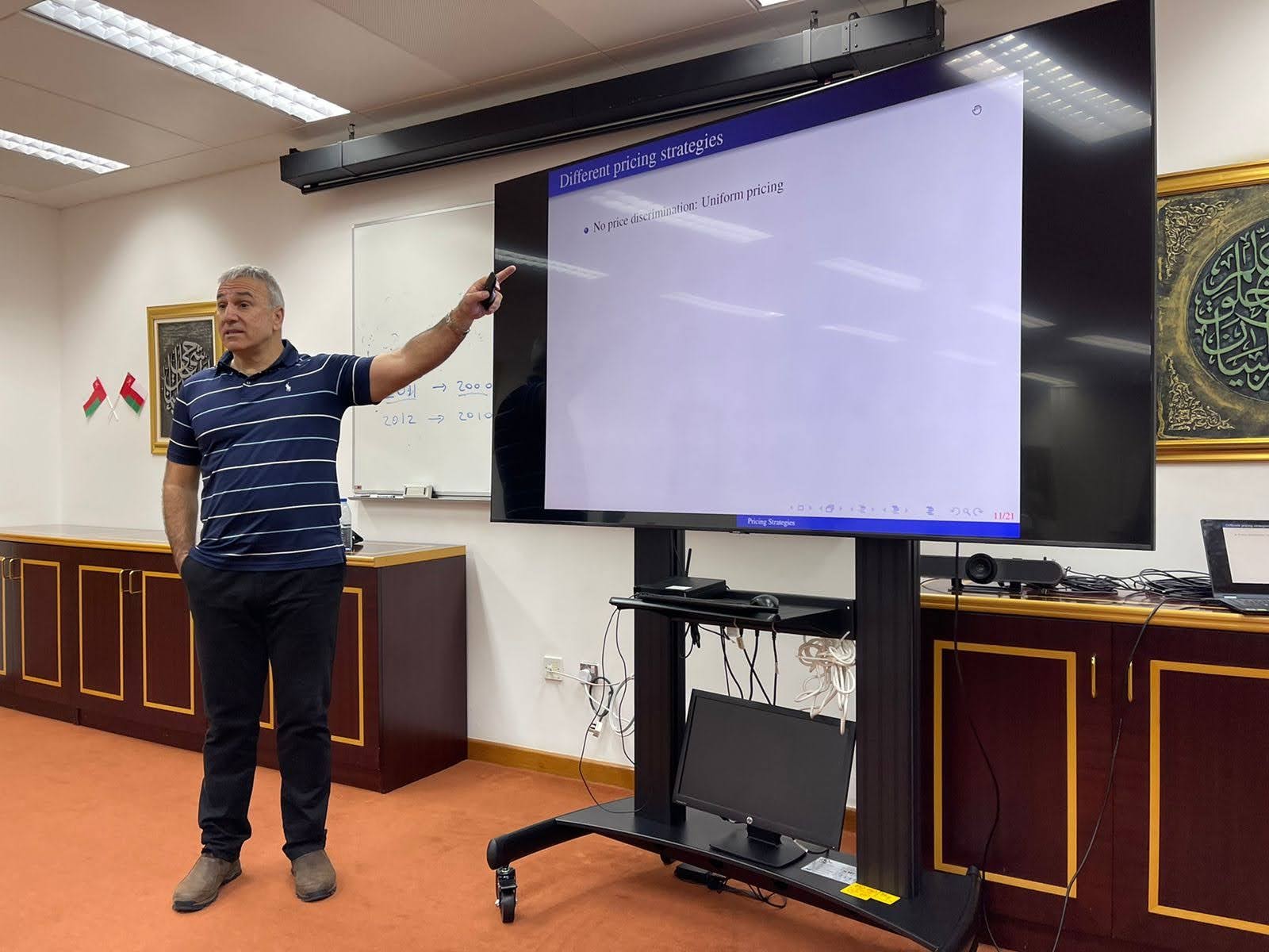 A lecture to MBA students at Sultan Qaboos University, Muscat, Oman, 2021.